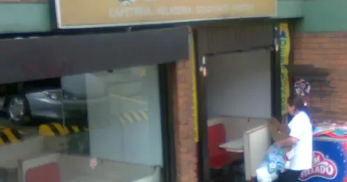 PANADERIA Y PASTELERIA SANTA CLAUS PANADERIA Y PASTELERIA SANTA CLAUS